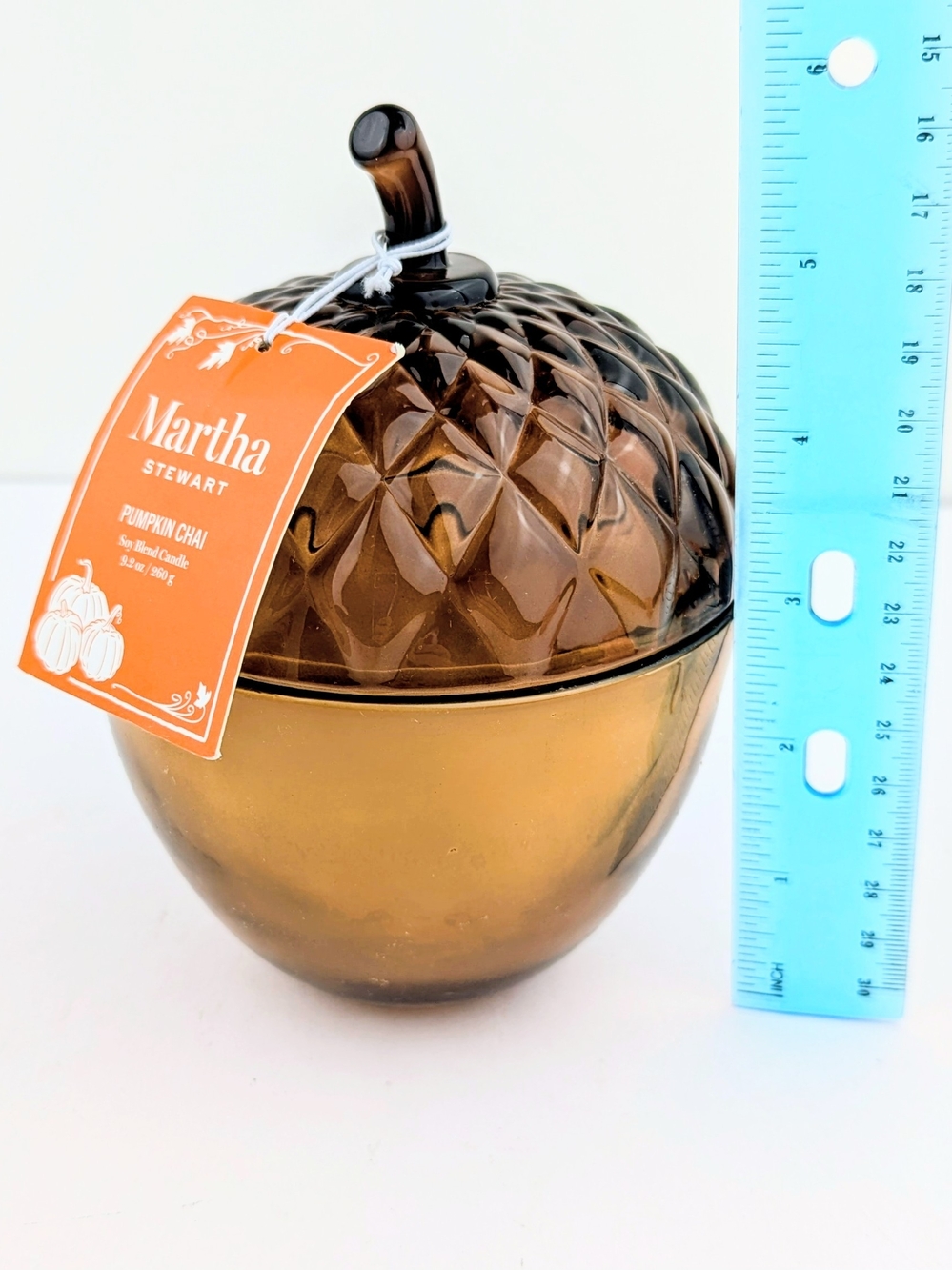 Martha Stewart Amber Glass Acorn Jar Candle Pumpkin Chai Scent 9.2oz Fall/Autumn - Picture 4 of 4